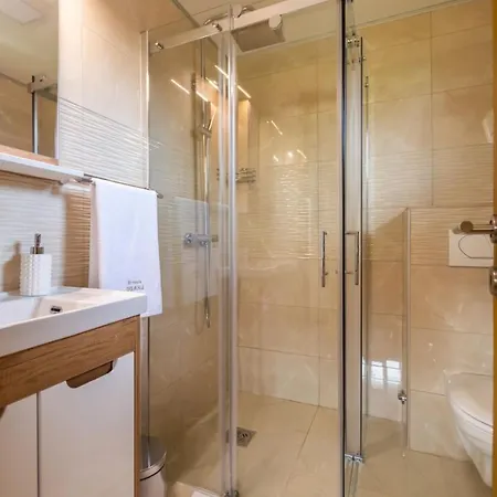 度假居 Brvnara Oganj *