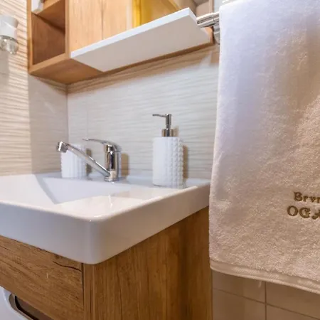 Brvnara Oganj Ferienhaus Cajetina (Zlatibor)